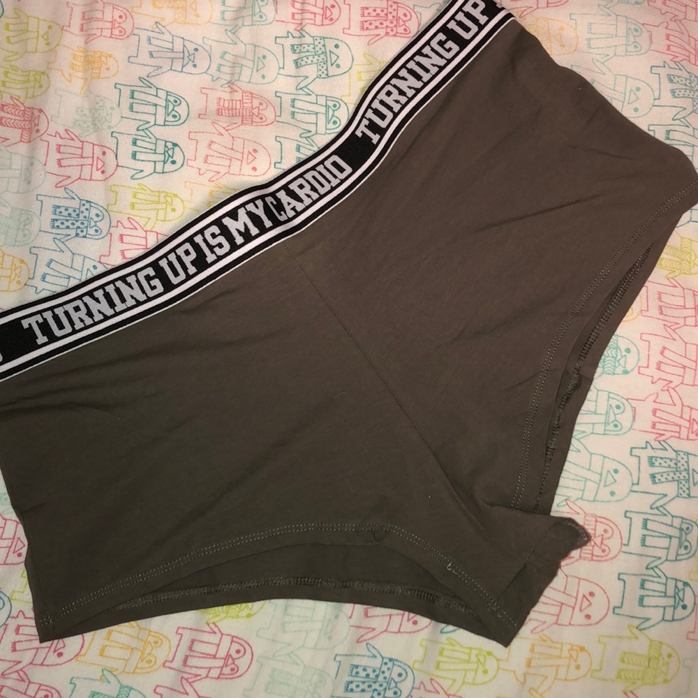 Women’s plus size panties (size 18/20)